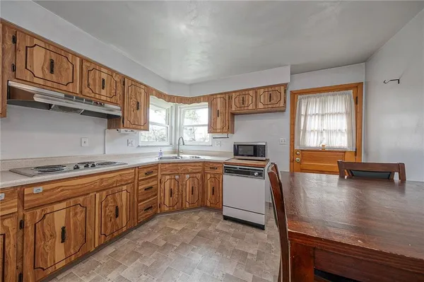 $219,900 | 255 Henry Drive, Irwin, PA 15642