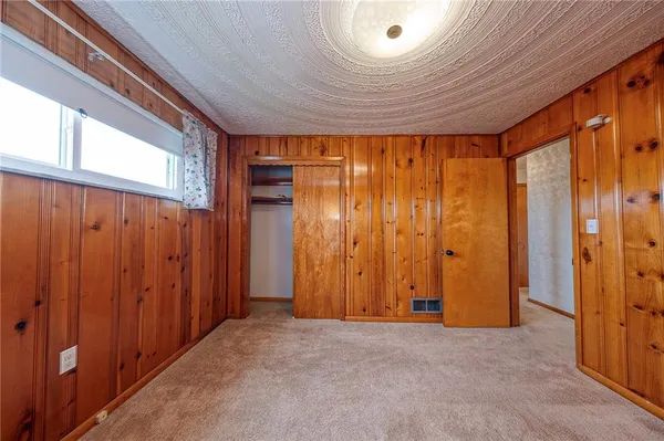 $219,900 | 255 Henry Drive, Irwin, PA 15642