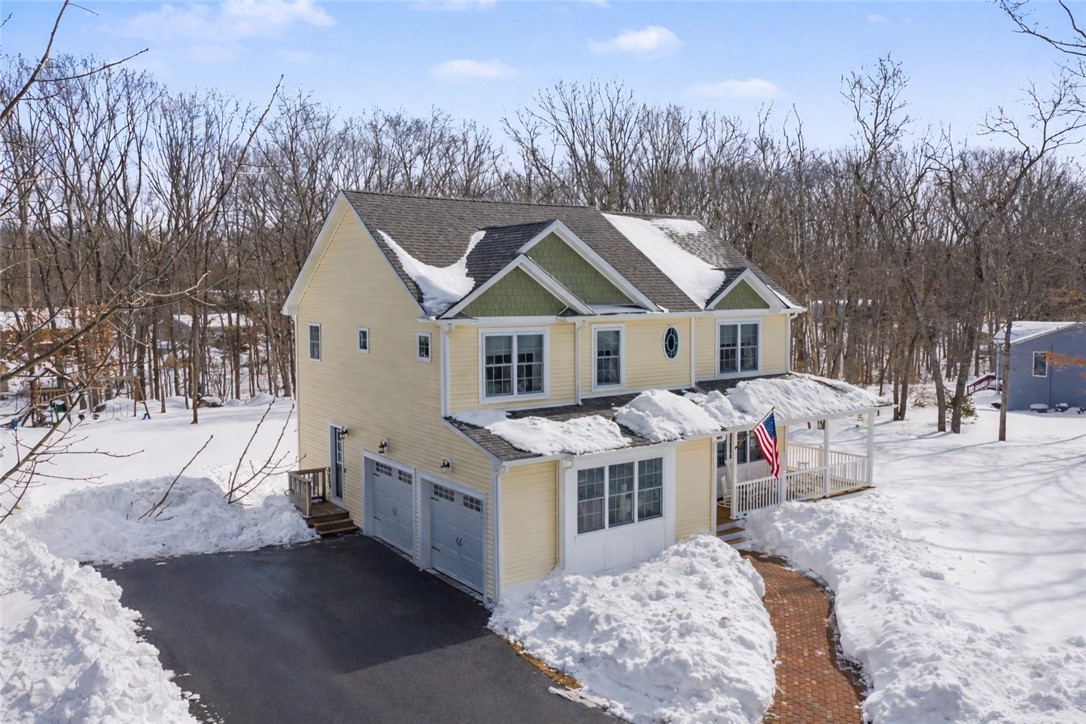 100 Franklin Road Scituate, RI 02825 - Photo 3 of 37