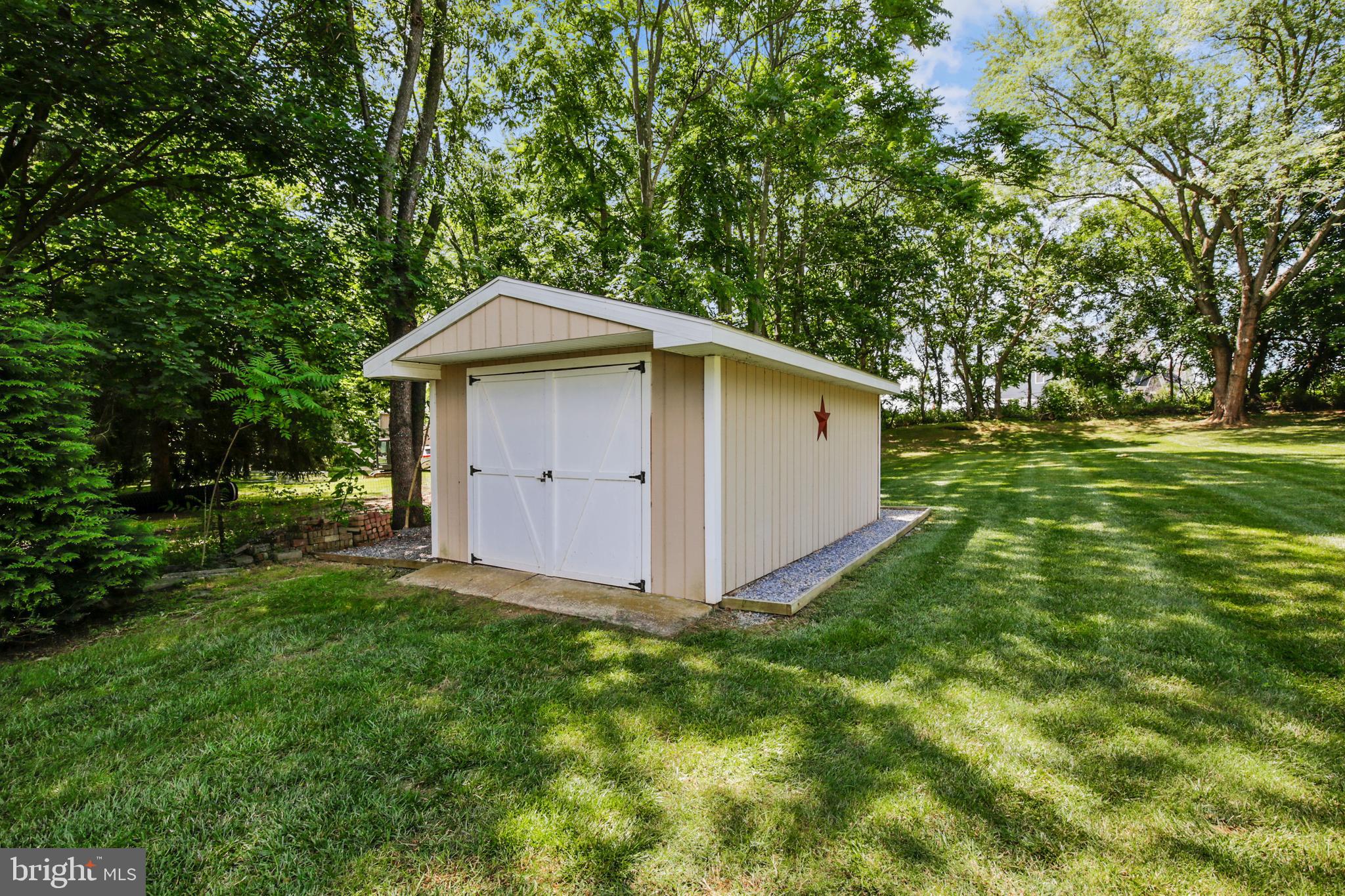 16225 Frederick Road Woodbine, MD 21797 - Photo 8 of 44 Shed