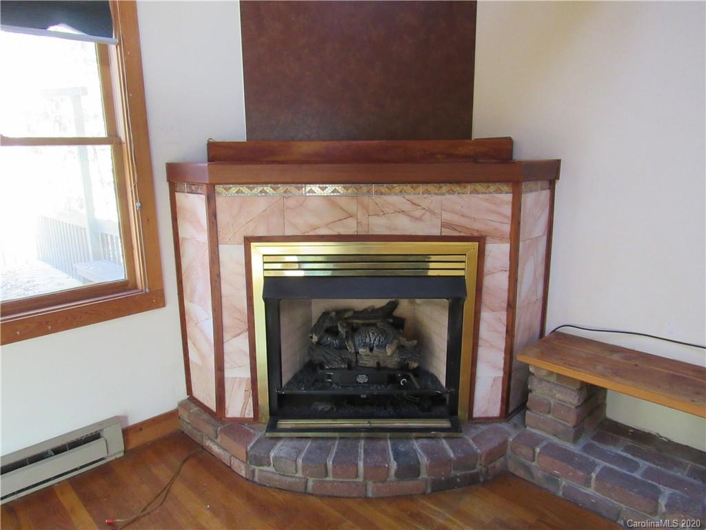 536 Astor Cook Road Blowing Rock, NC 28605 - Photo 11 of 42 Gallery Image 11