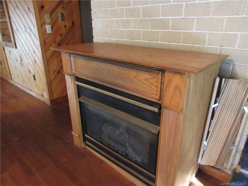 536 Astor Cook Road Blowing Rock, NC 28605 - Photo 15 of 42 Gallery Image 15
