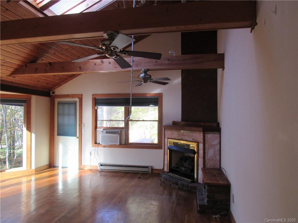 536 Astor Cook Road Blowing Rock, NC 28605 - Photo 10 of 42 Gallery Image 10