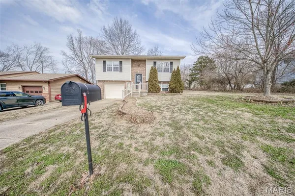 $189,900 | 1805 Briarwood Drive, Rolla, MO 65401