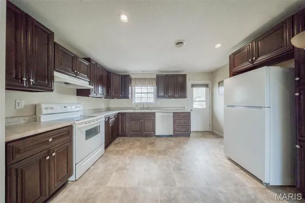 $189,900 | 1805 Briarwood Drive, Rolla, MO 65401