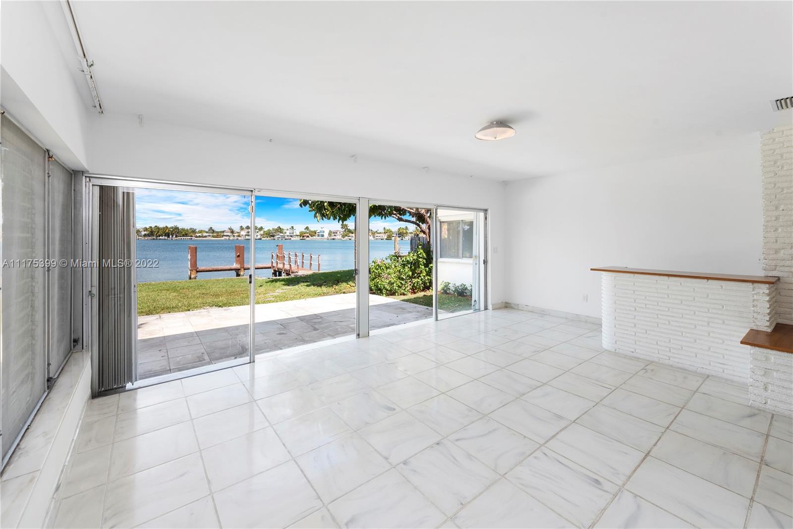 1275 North Biscayne Point Road Miami Beach, FL 33141 - Photo 8 of 39