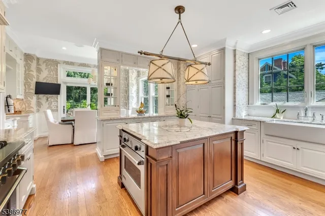 $21,500 | 65 South Mountain Avenue, Montclair, NJ 07042