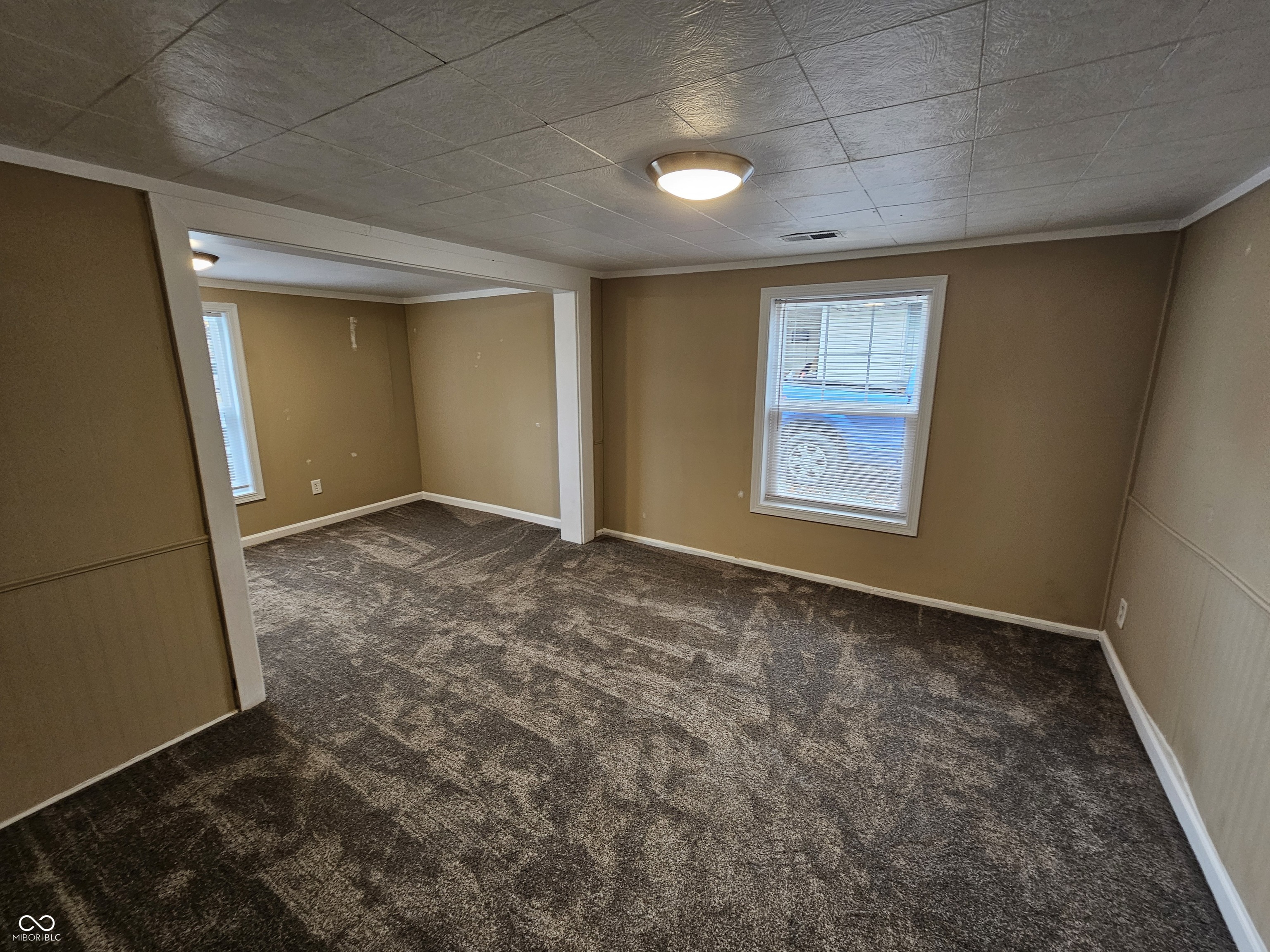 917 Hickory Street Anderson, IN 46012 - Photo 12 of 20