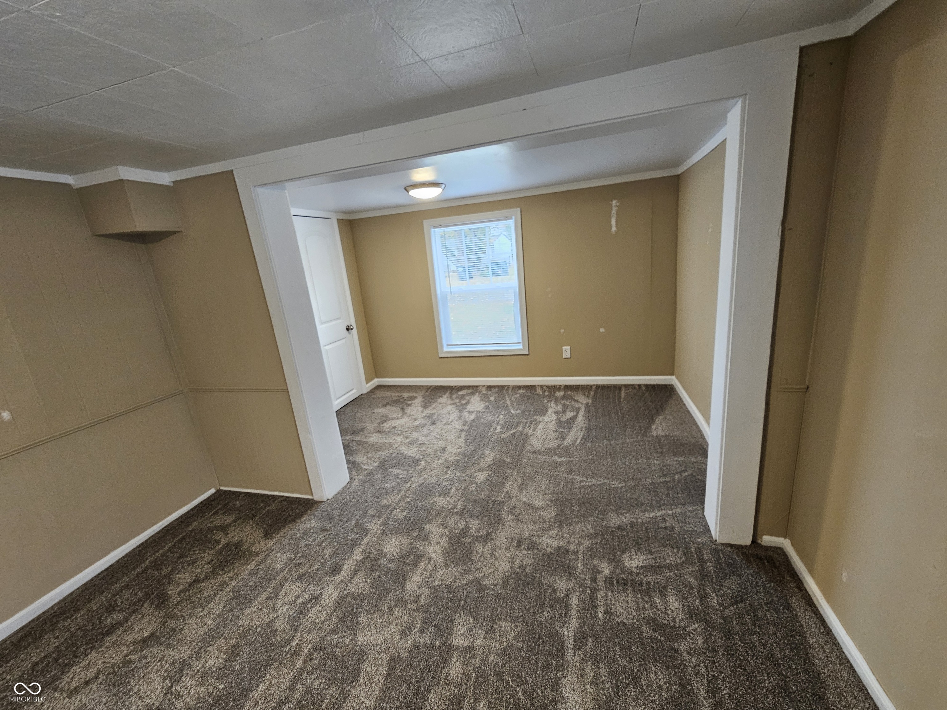 917 Hickory Street Anderson, IN 46012 - Photo 13 of 20