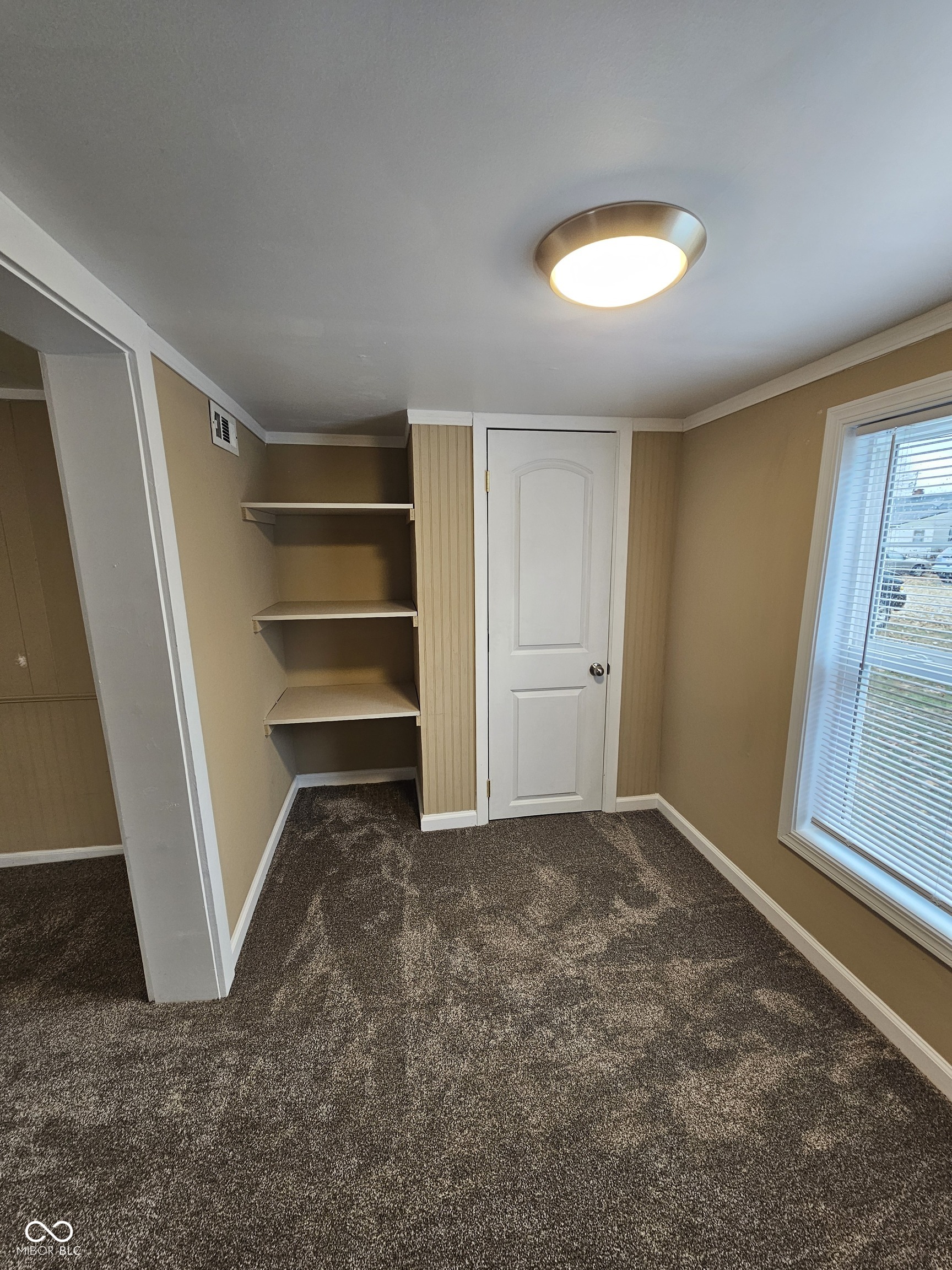 917 Hickory Street Anderson, IN 46012 - Photo 14 of 20