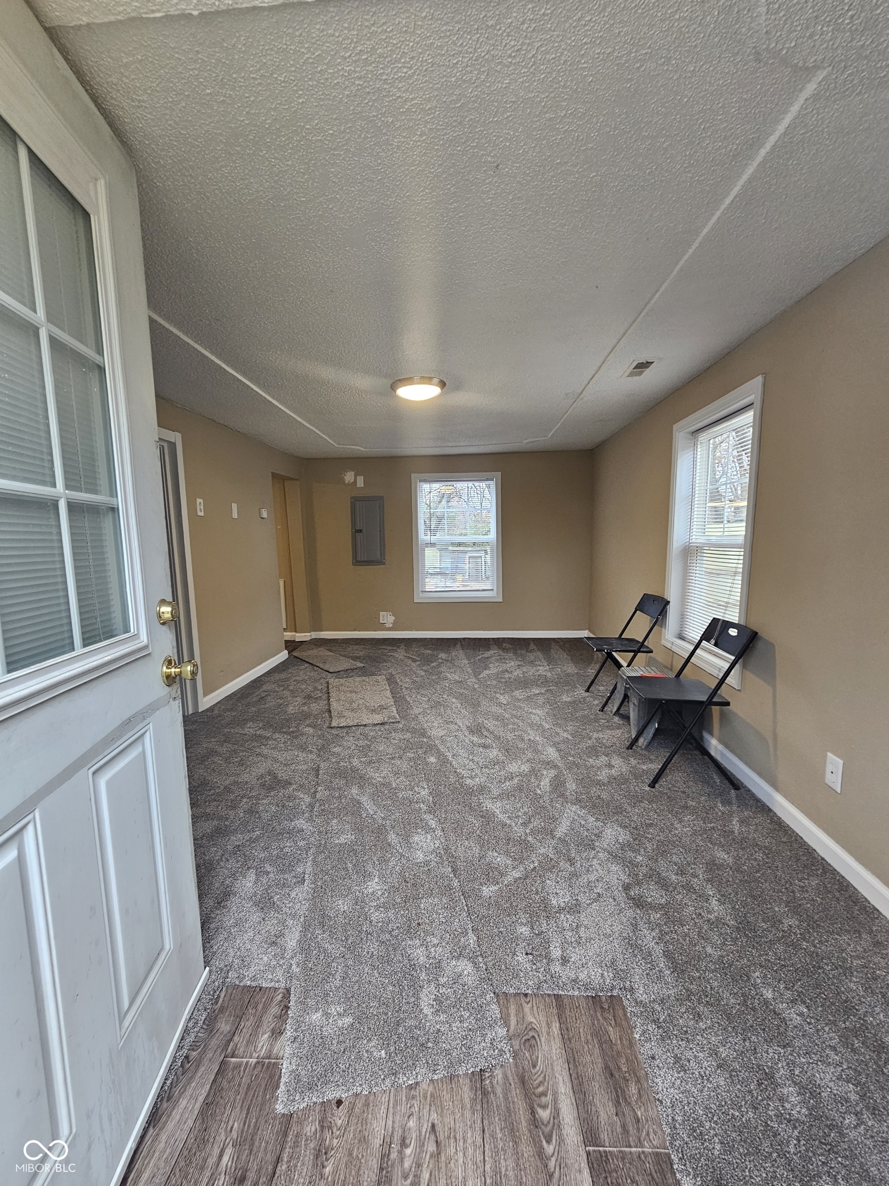917 Hickory Street Anderson, IN 46012 - Photo 5 of 20