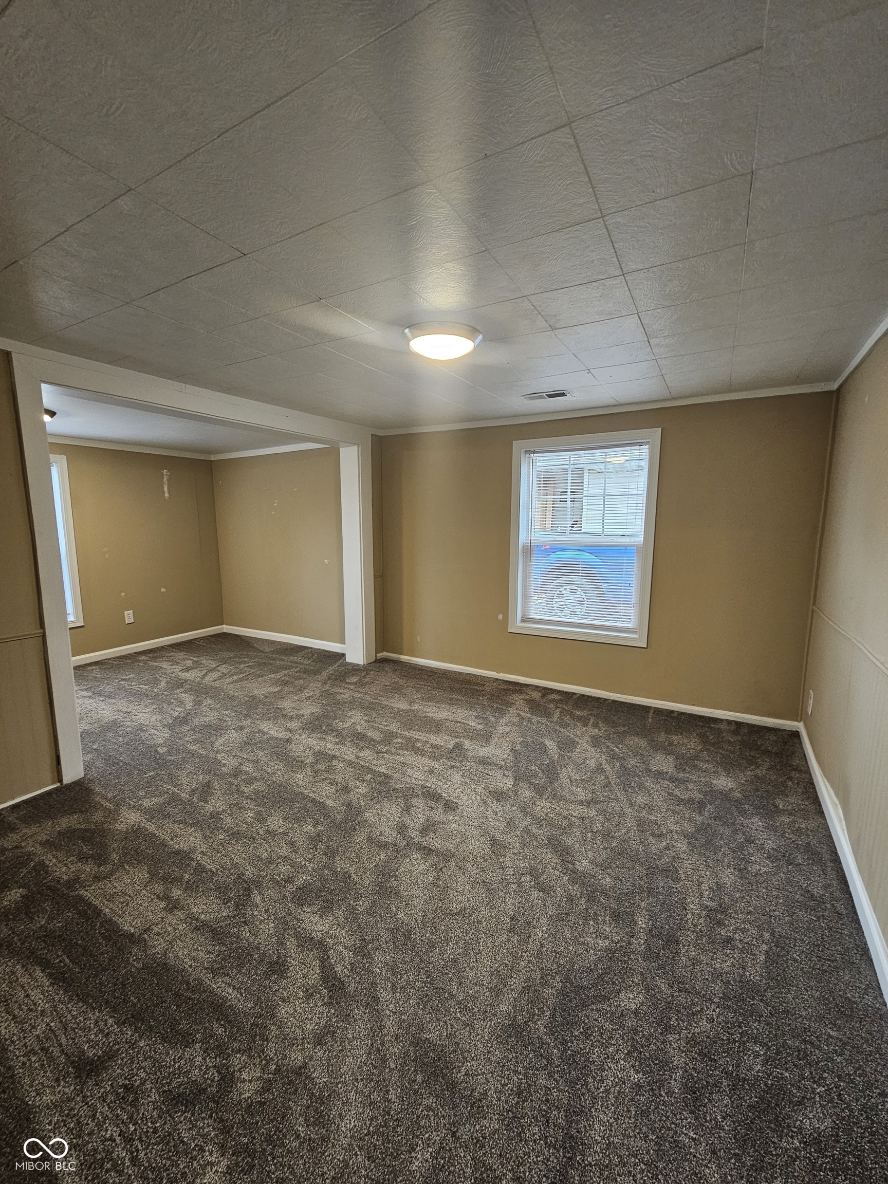 917 Hickory Street Anderson, IN 46012 - Photo 9 of 20