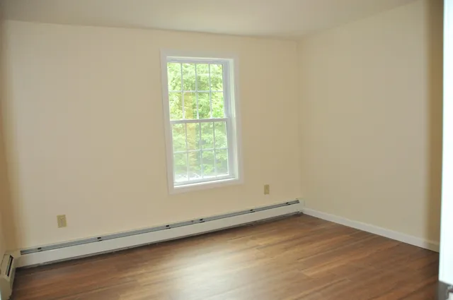 $2,550 | 115 High Rock Road, Unit A, Weare, NH 03281