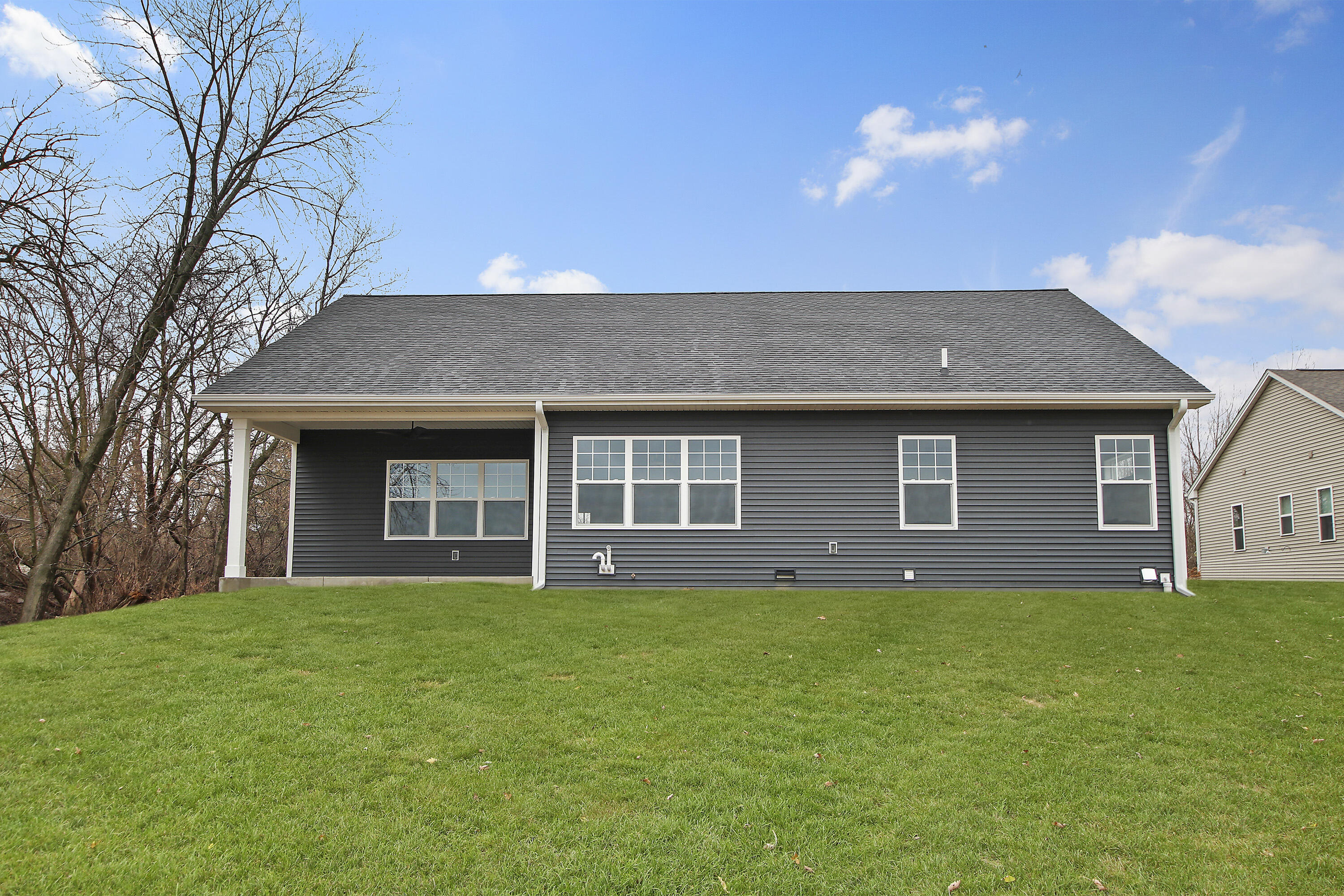 15517 67th Street Kenosha, WI 53142 - Photo 26 of 28 Rear w Landscape