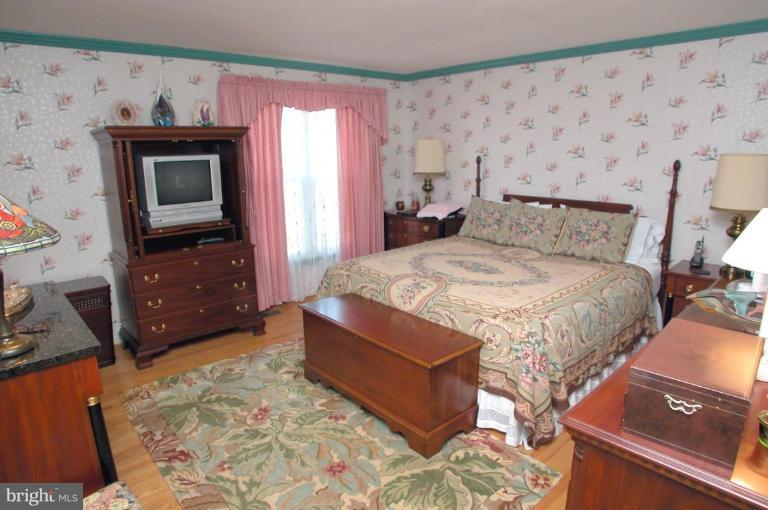 4411 Fieldgreen Road Nottingham, MD 21236 - Photo 13 of 23 Master Bedroom