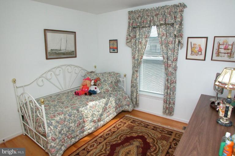 4411 Fieldgreen Road Nottingham, MD 21236 - Photo 16 of 23 Bedroom #3