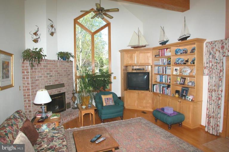 4411 Fieldgreen Road Nottingham, MD 21236 - Photo 10 of 23 Family Room #3