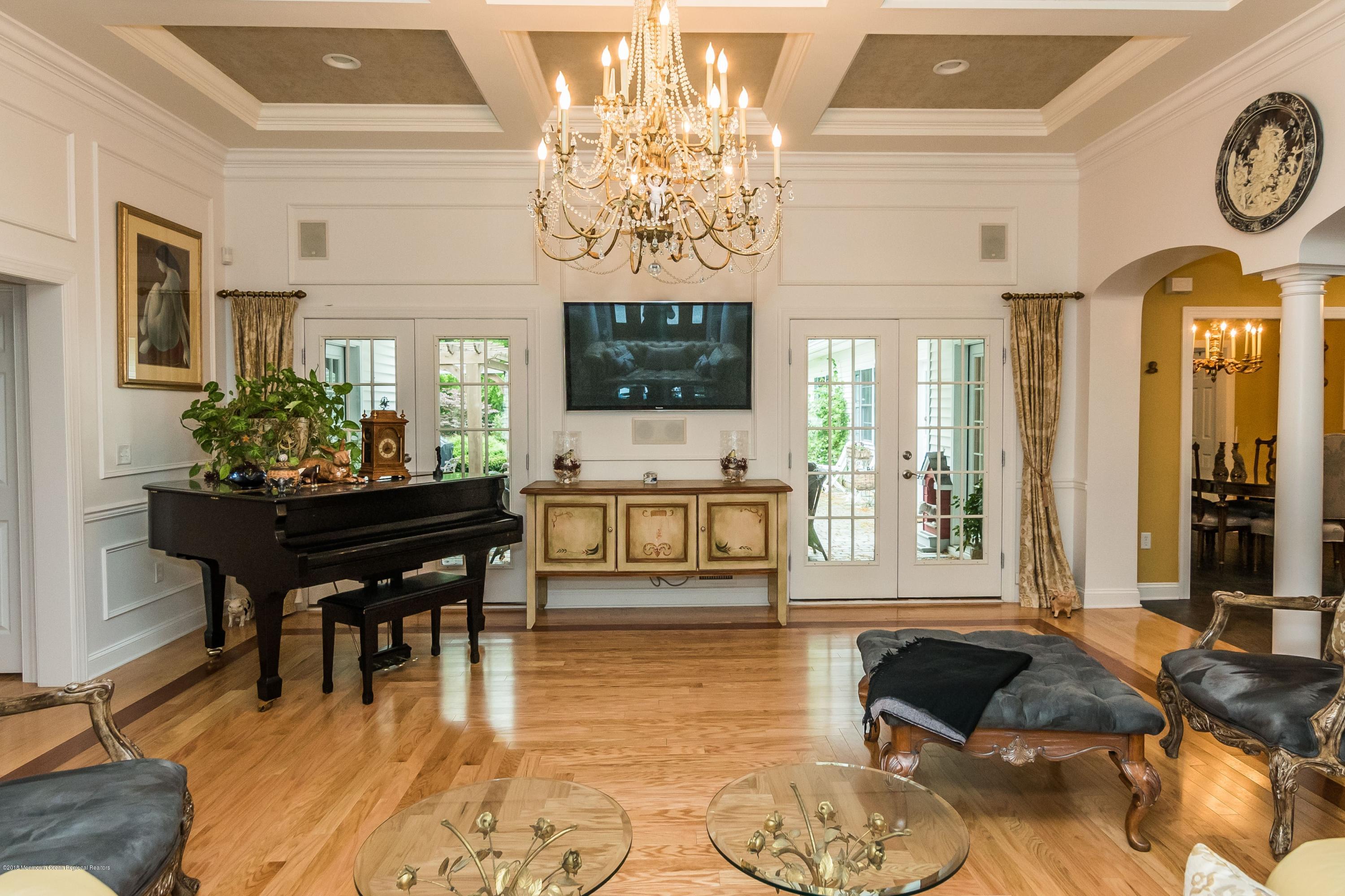 230 Red Hill Road Middletown, NJ 07748 - Photo 8 of 34 great room2