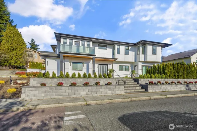 $8,995 | 6402 106th Avenue Northeast, Kirkland, WA 98033
