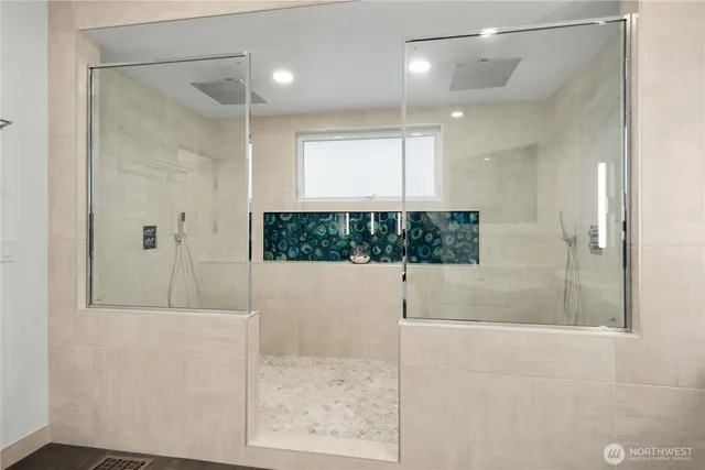 $8,995 | 6402 106th Avenue Northeast, Kirkland, WA 98033