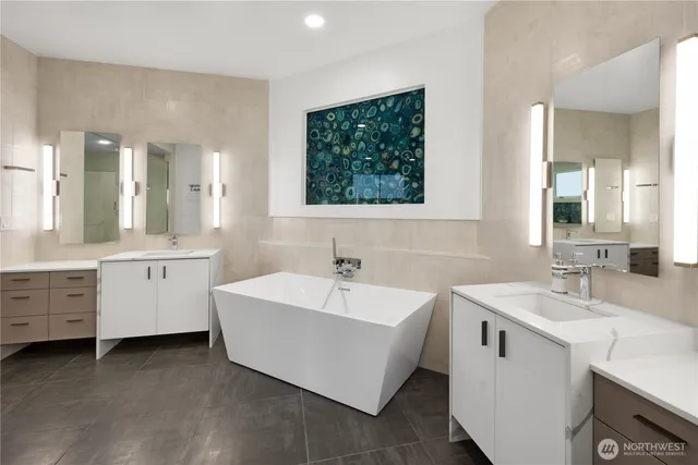 $8,995 | 6402 106th Avenue Northeast, Kirkland, WA 98033