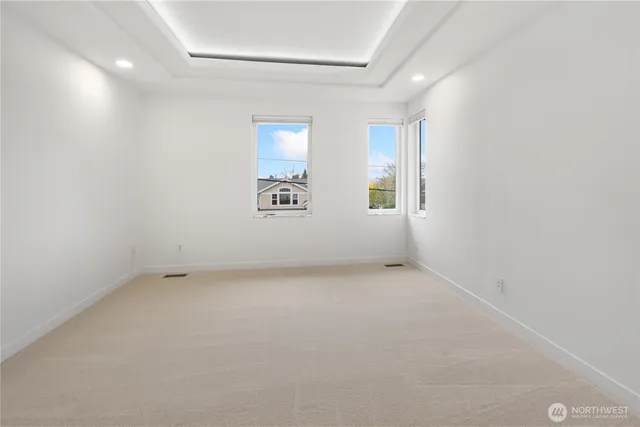 $8,995 | 6402 106th Avenue Northeast, Kirkland, WA 98033