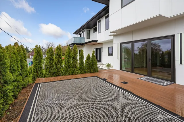 $8,995 | 6402 106th Avenue Northeast, Kirkland, WA 98033