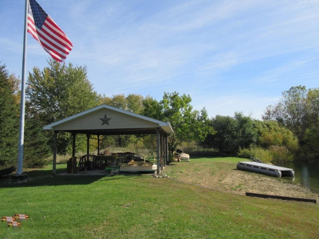 1200 East E Tyrell Road Bancroft, MI 48414 - Photo 4 of 11 IMG_8963