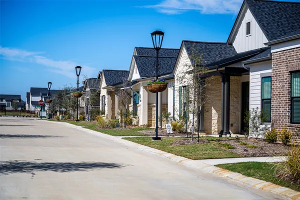 $2,475 | 14906 Summerland Circle, Cypress, TX 77429