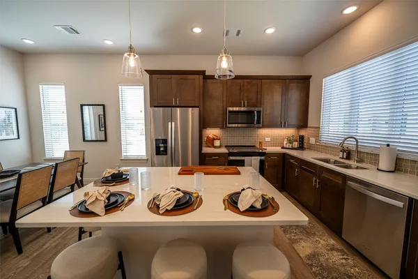 $2,475 | 14906 Summerland Circle, Cypress, TX 77429