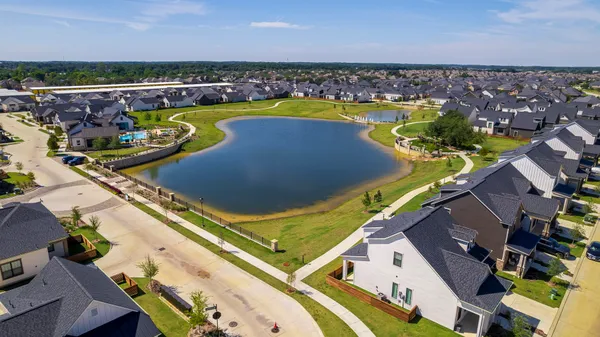 $2,475 | 14906 Summerland Circle, Cypress, TX 77429