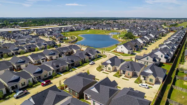 $2,475 | 14906 Summerland Circle, Cypress, TX 77429