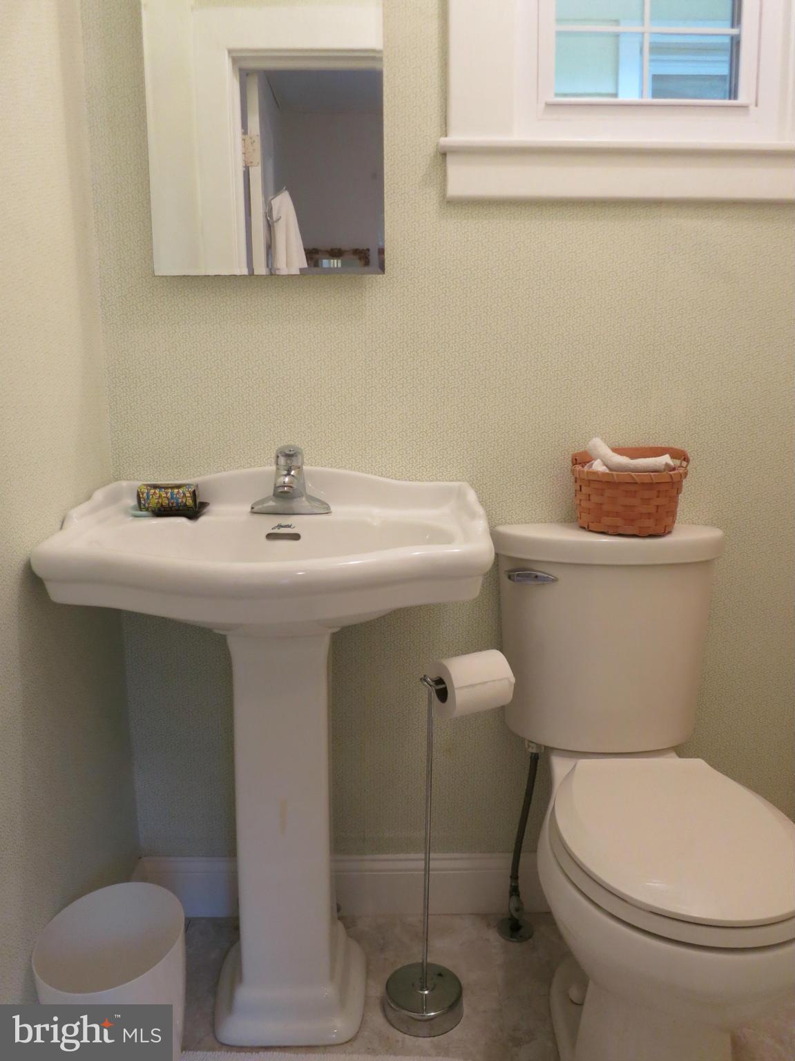 4653 Briarclift Road Baltimore, MD 21229 - Photo 17 of 30 Private Bath in 2nd Bedroom
