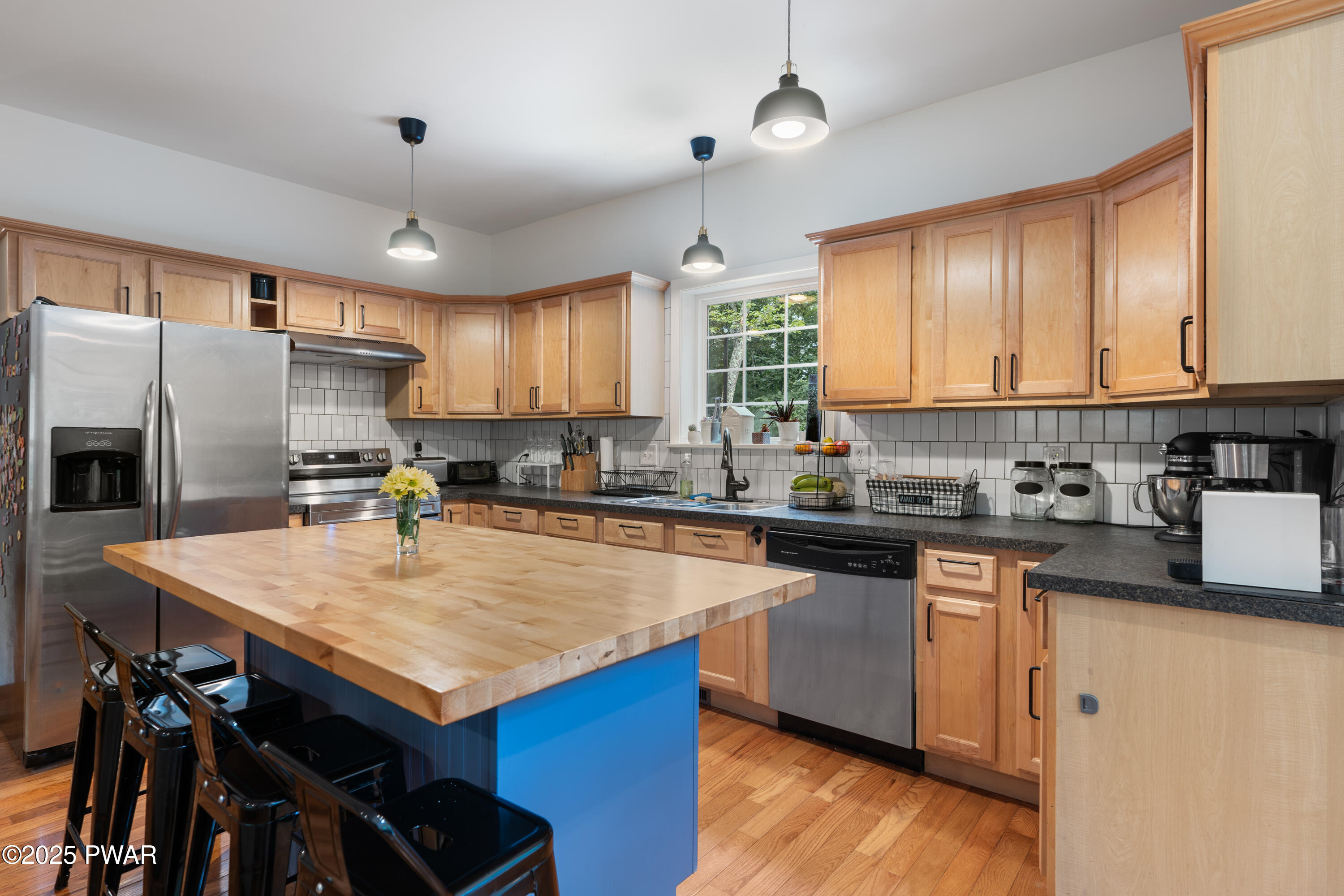 115 Rocky Road Lackawaxen, PA 18435 - Photo 12 of 79