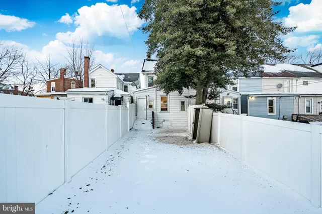 a view of a kitchen with utility room