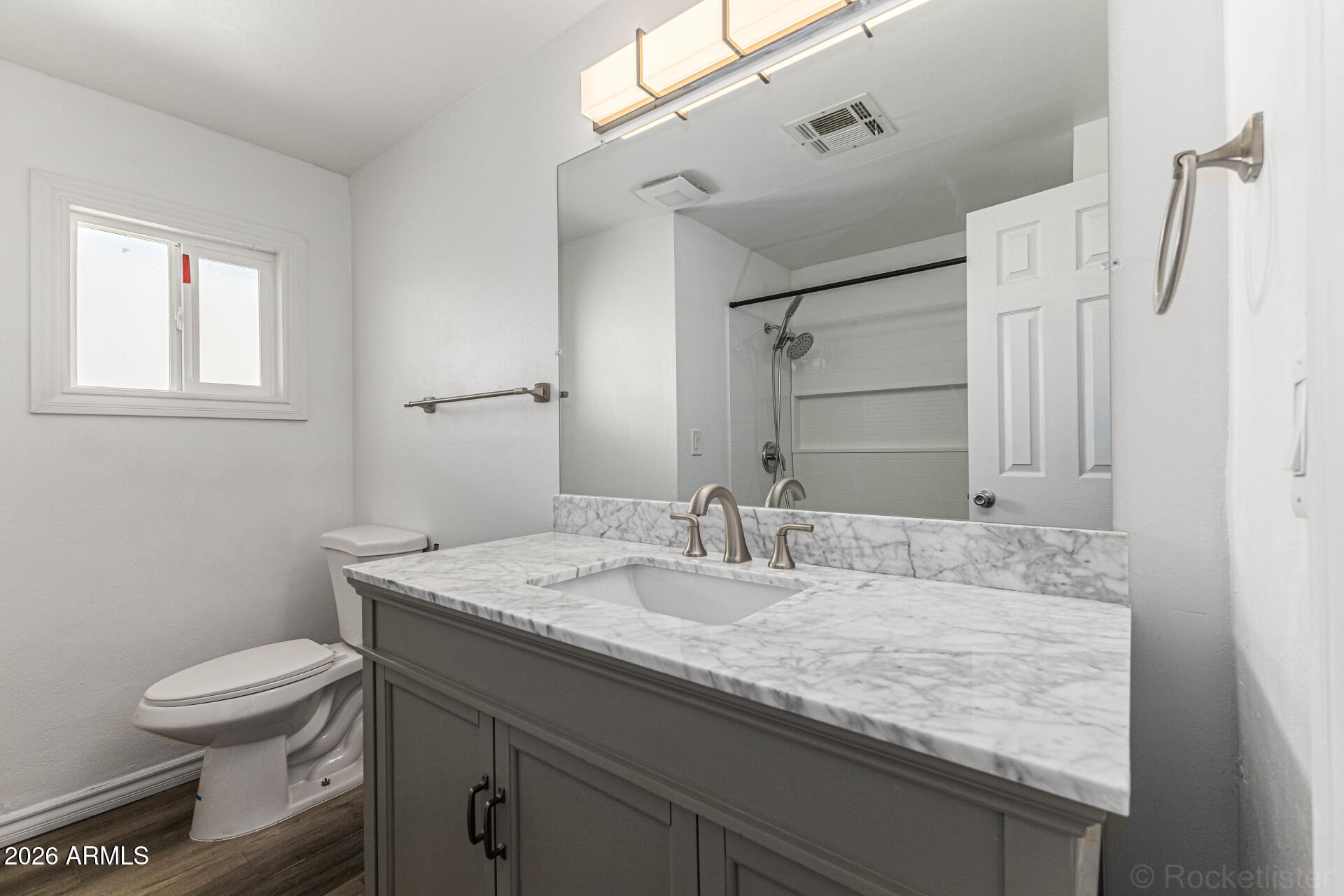 2050 West Dunlap Avenue, Unit D52 Phoenix, AZ 85021 - Photo 21 of 25