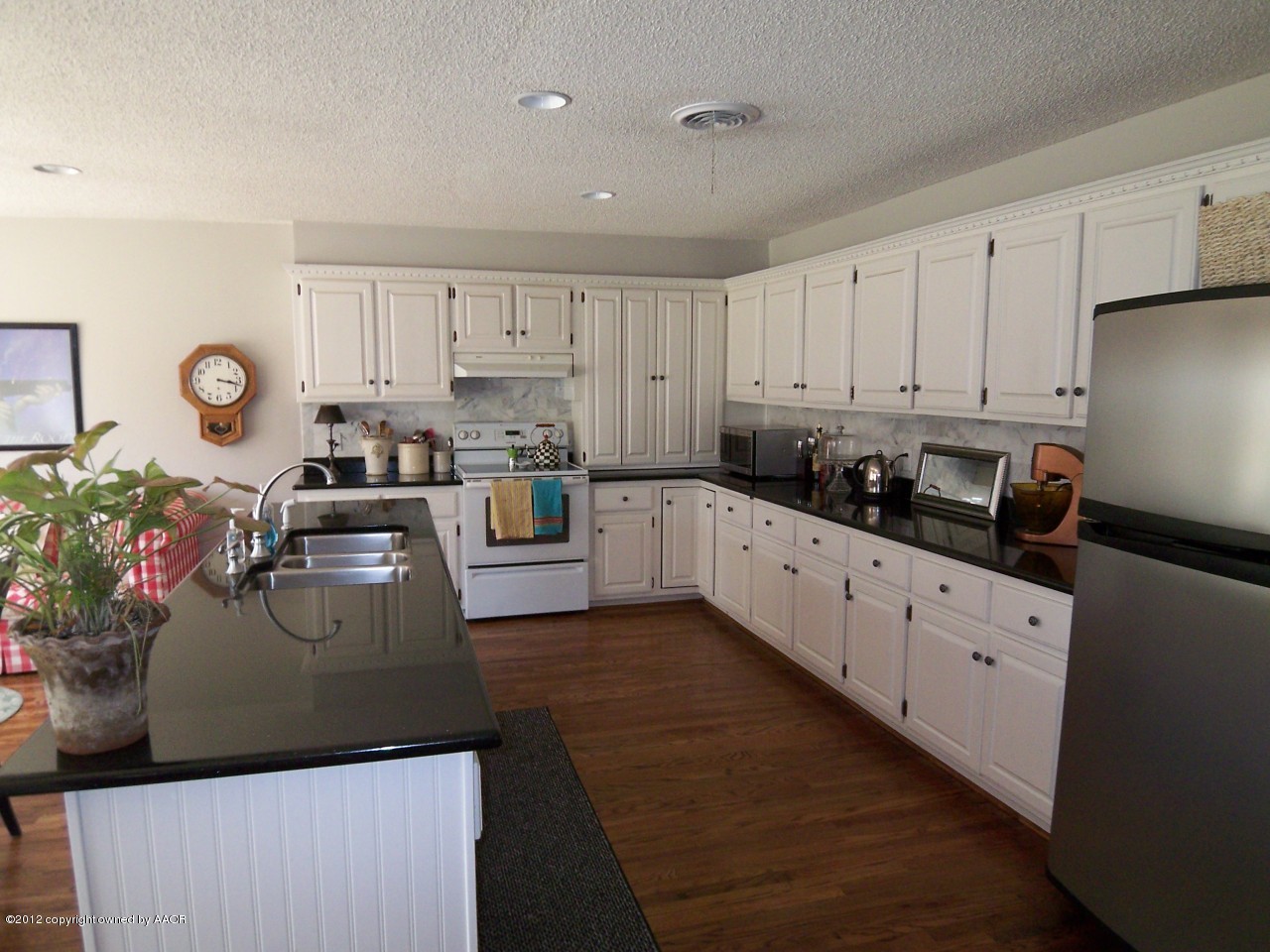 4809 Gary Lane Amarillo, TX 79110 - Photo 5 of 19 Kitchen