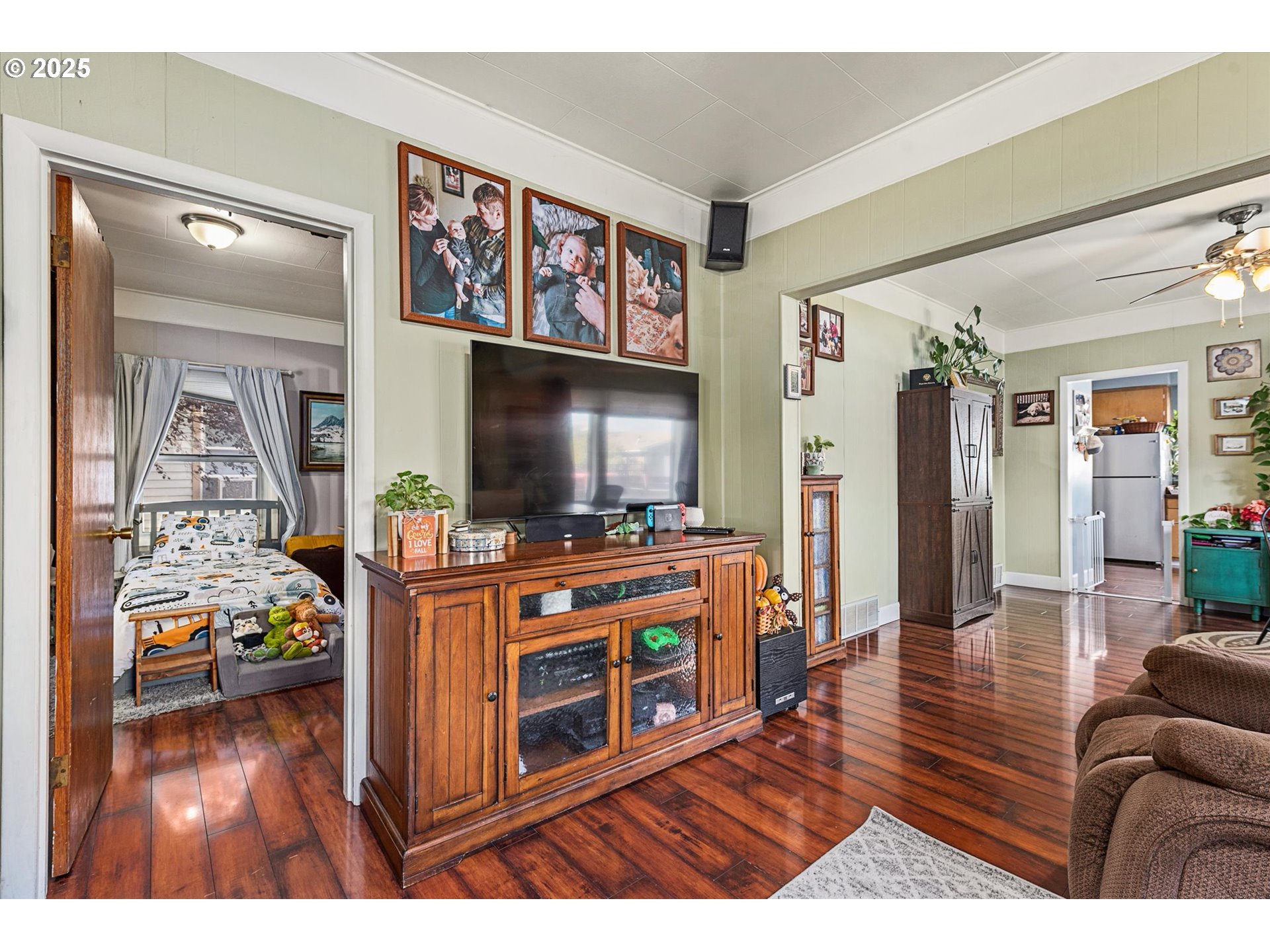 1410 Valley Avenue Baker City, OR 97814 - Photo 7 of 28 a living room with furniture and a flat screen tv