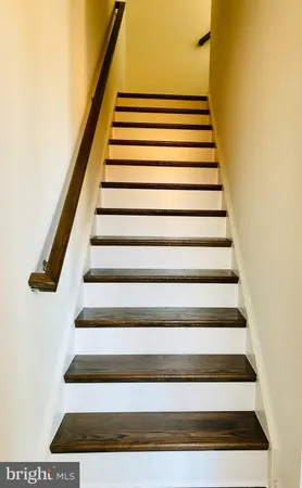 $3,299 | 124 Tolocka Terrace Northeast, Leesburg, VA 20176