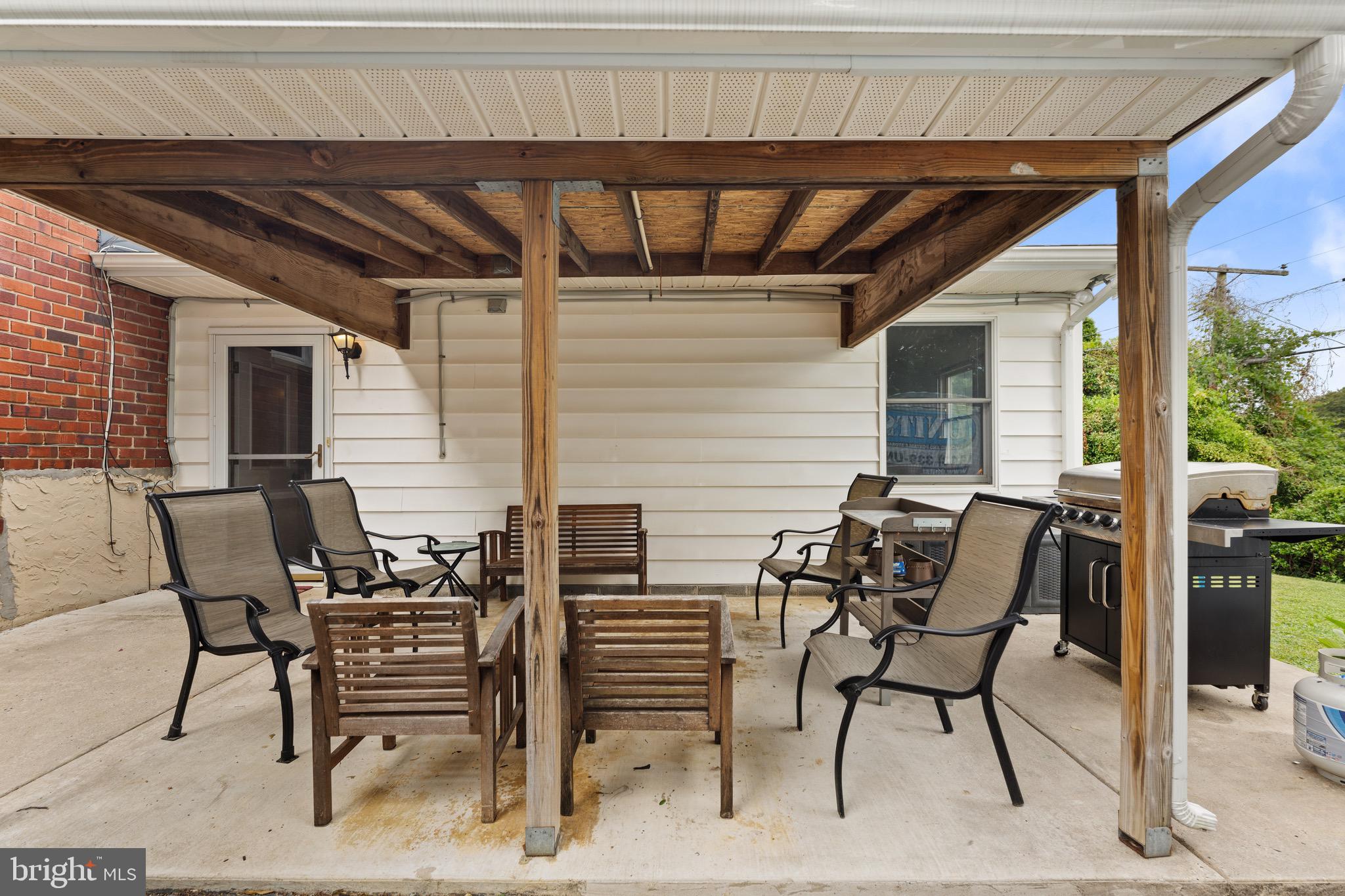 510 Epsom Road Towson, MD 21286 - Photo 33 of 48 Covered patio for relaxing or entertaining