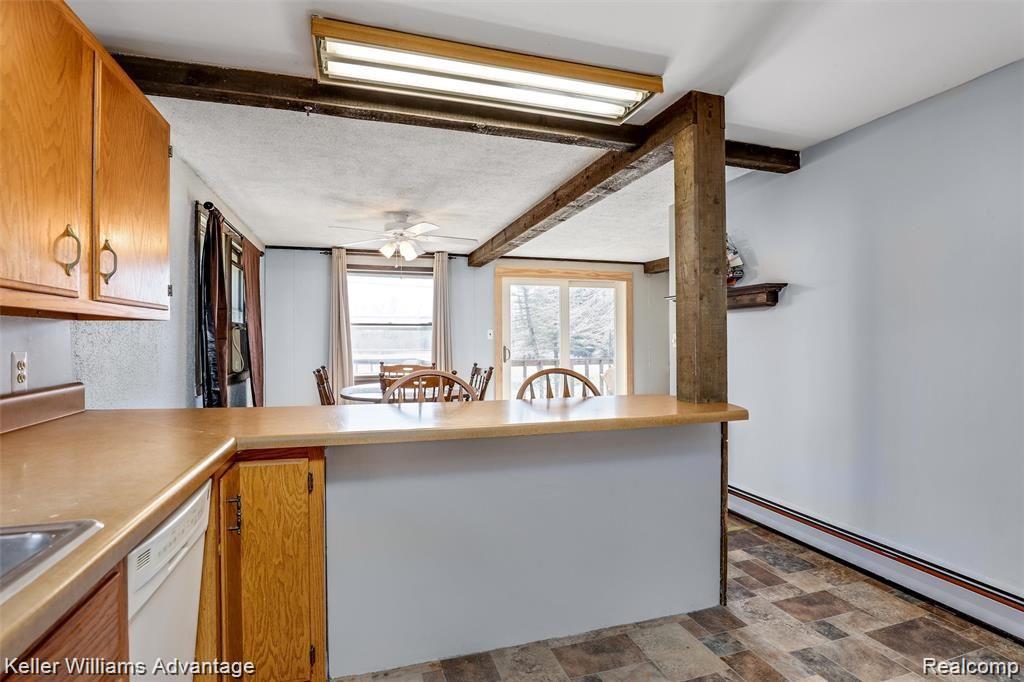 10130 East Lovejoy Road Linden, MI 48451 - Photo 12 of 32 16-10130 E Lovejoy Rd Linden0011.jpg