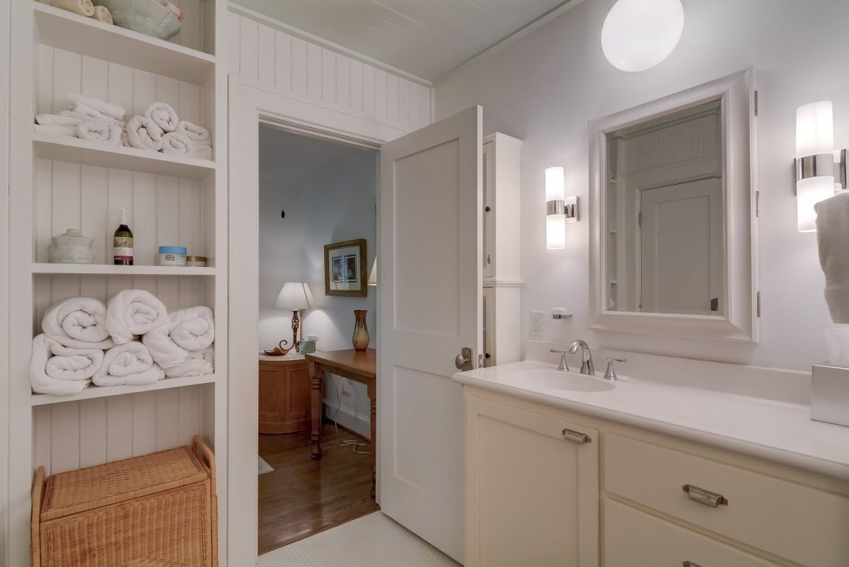 212 Hudson Street Raleigh, NC 27608 - Photo 17 of 24 Photo 18