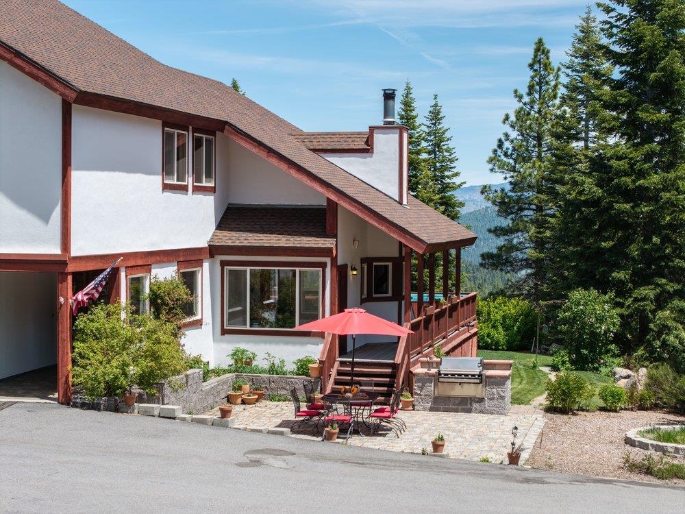 10983 Beacon Road Truckee, CA 96161 - Photo 4 of 28