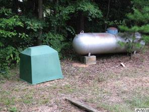 704 Falls Ferguson Road Gastonia, NC 28052 - Photo 13 of 16 Gallery Image 13
