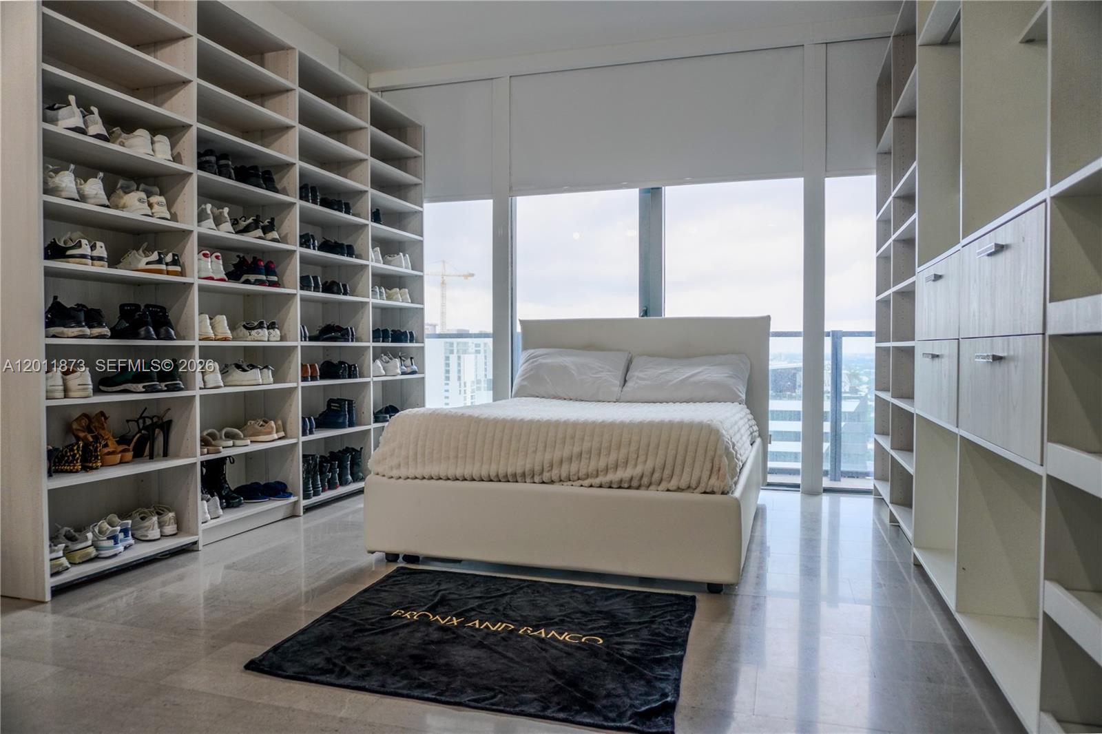88 Southwest 7th Street, Unit 2112 Miami, FL 33130 - Photo 24 of 33