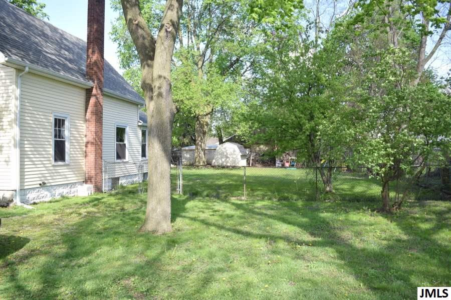 323 Orange Street Jackson, MI 49202 - Photo 3 of 14 Photo 3