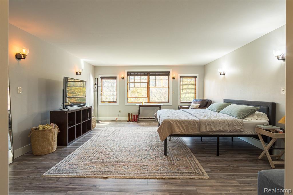 28706 West Nine Mile Road Farmington Hills, MI 48336 - Photo 41 of 51