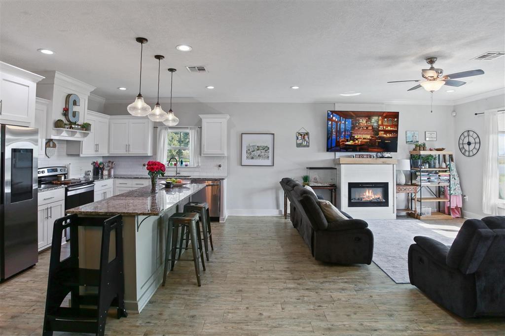 412 Derouen Street Welsh, LA 70591 - Photo 4 of 14