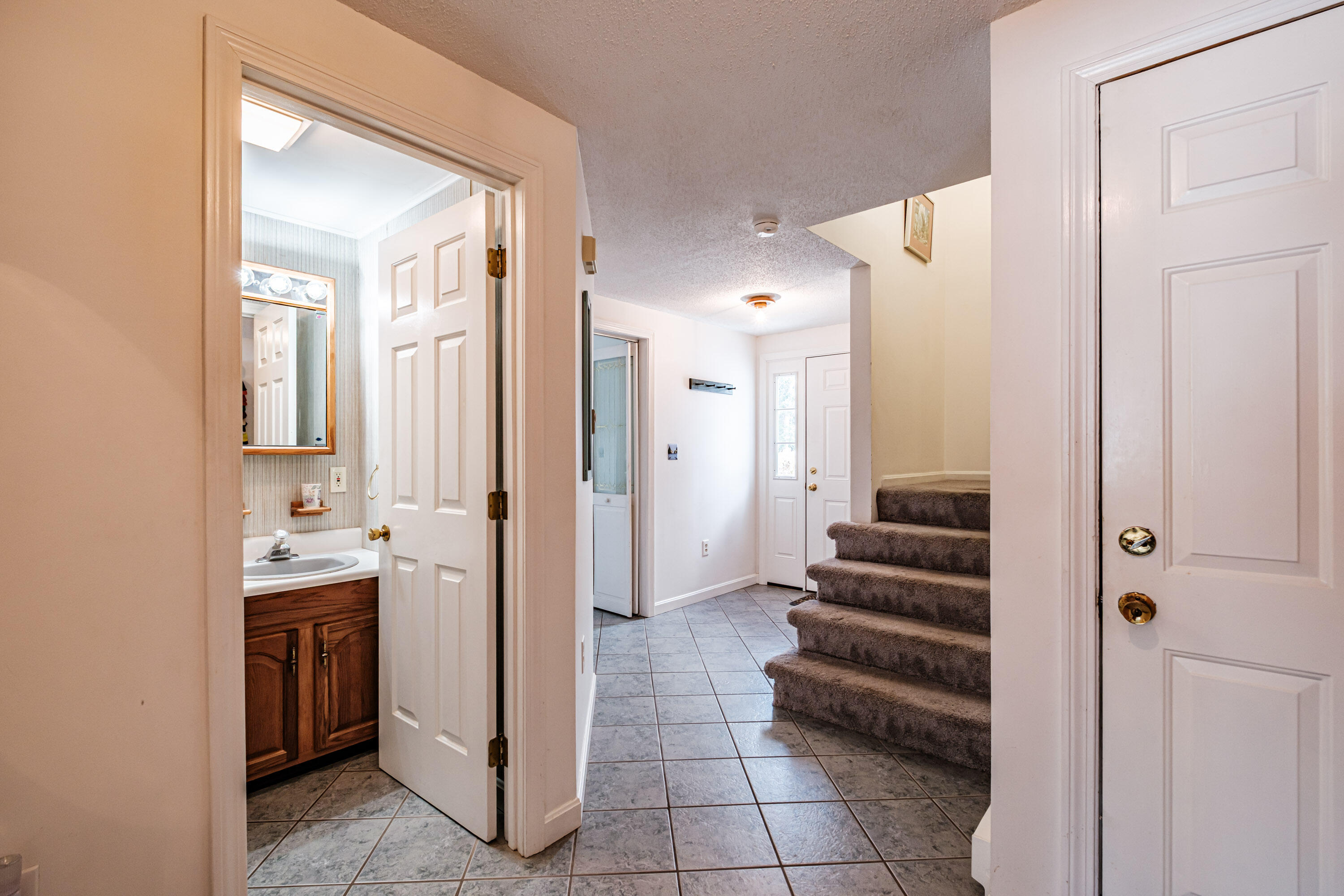 21 Daffodil Court, Unit 16 Naples, ME 04055 - Photo 15 of 84 202512011gp-60013