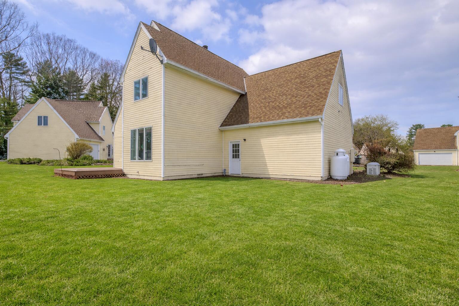 21 Daffodil Court, Unit 16 Naples, ME 04055 - Photo 9 of 85 ns1